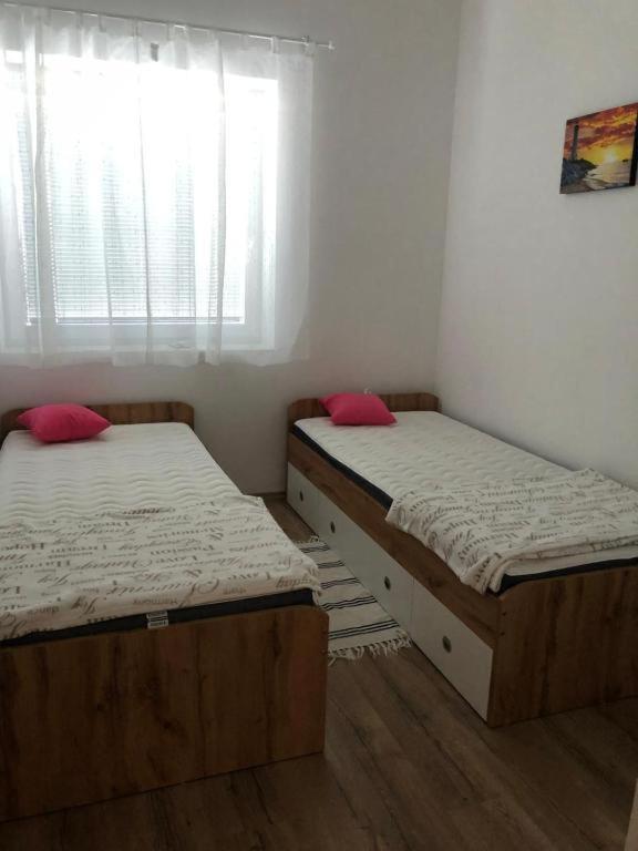 Ferienwohnung Apartmaji Meduza 2 Izola Exterior foto